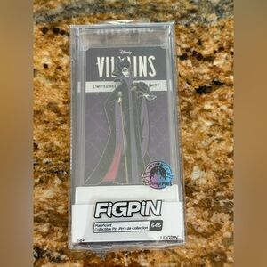 New sealed Disney Villains  MALEFICENT Figpin PIN #646